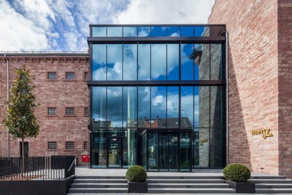 Knast nachher - Hotel Liberty