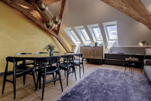 Rooftop Suite Tisch - Hotel Liberty