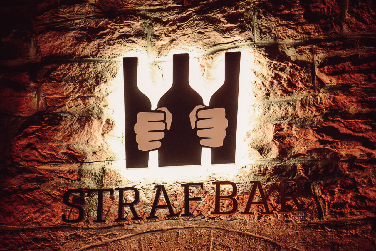 Strafbar - Hotel Liberty