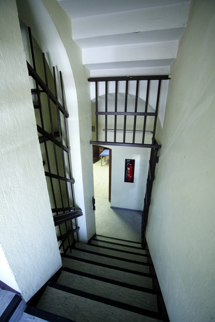 Treppenhaus vorher - Hotel Liberty